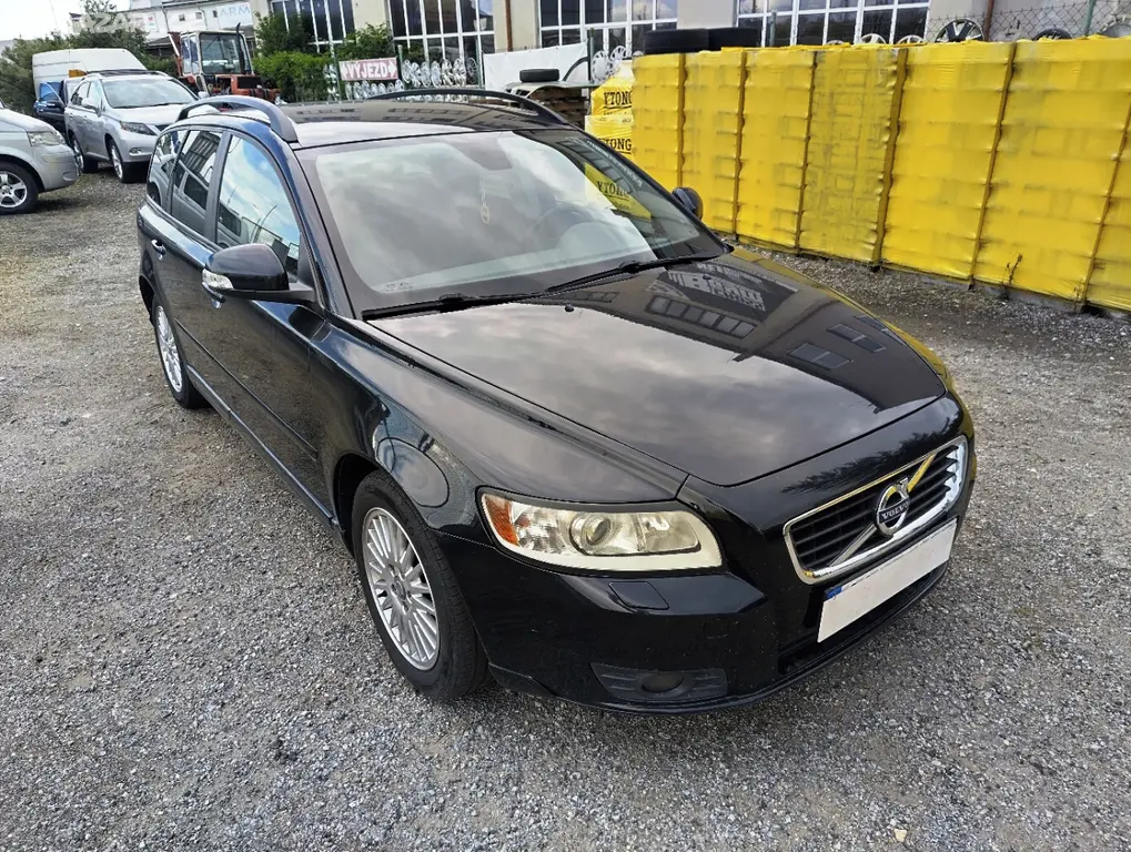 Volvo V50, 1.6 Tdi, r.v.2010 - fotka 3