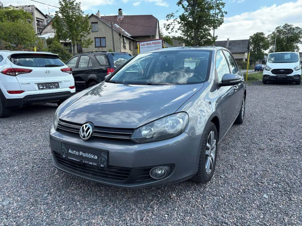 Volkswagen Golf 6 1.4 TSI 90kW DSG Servis,Stav,ALU