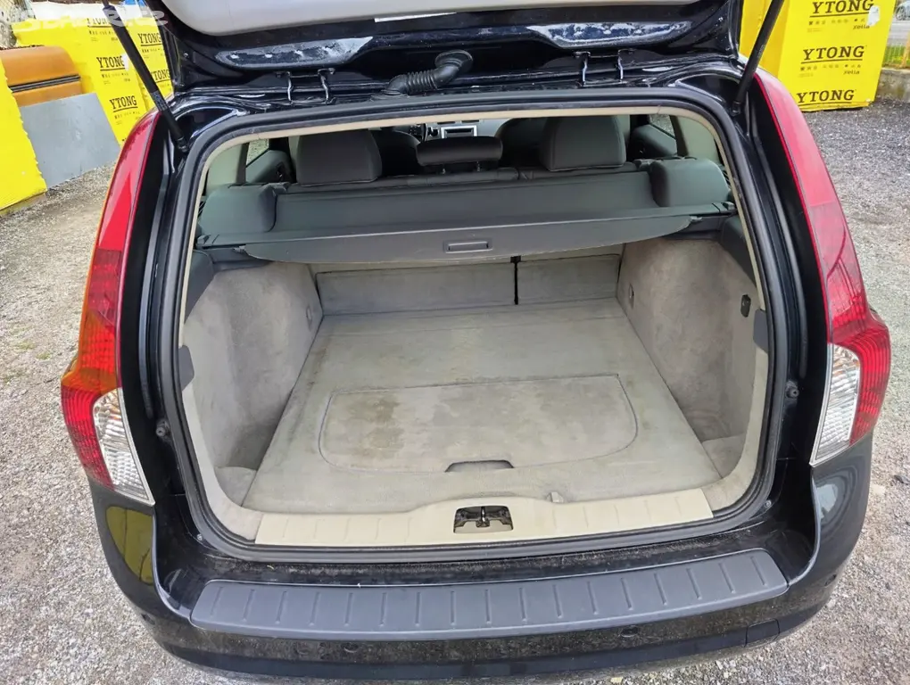 Volvo V50, 1.6 Tdi, r.v.2010 - fotka 5