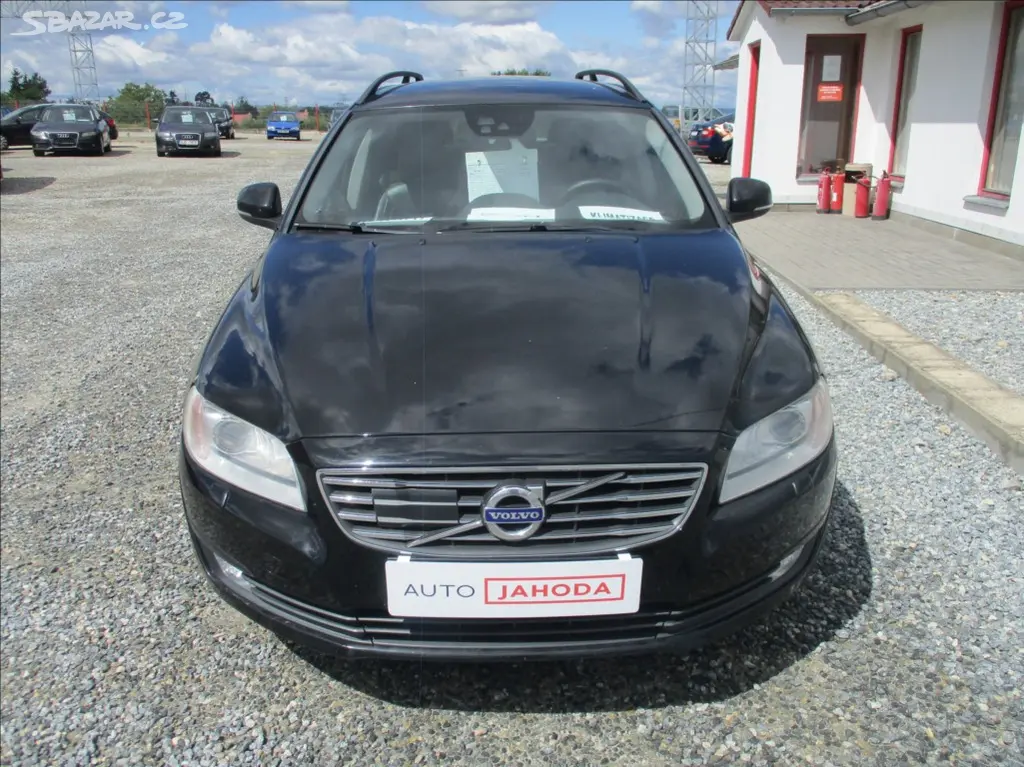 Volvo V70, 2,0 D4, Navigace, digiklima, - fotka 2
