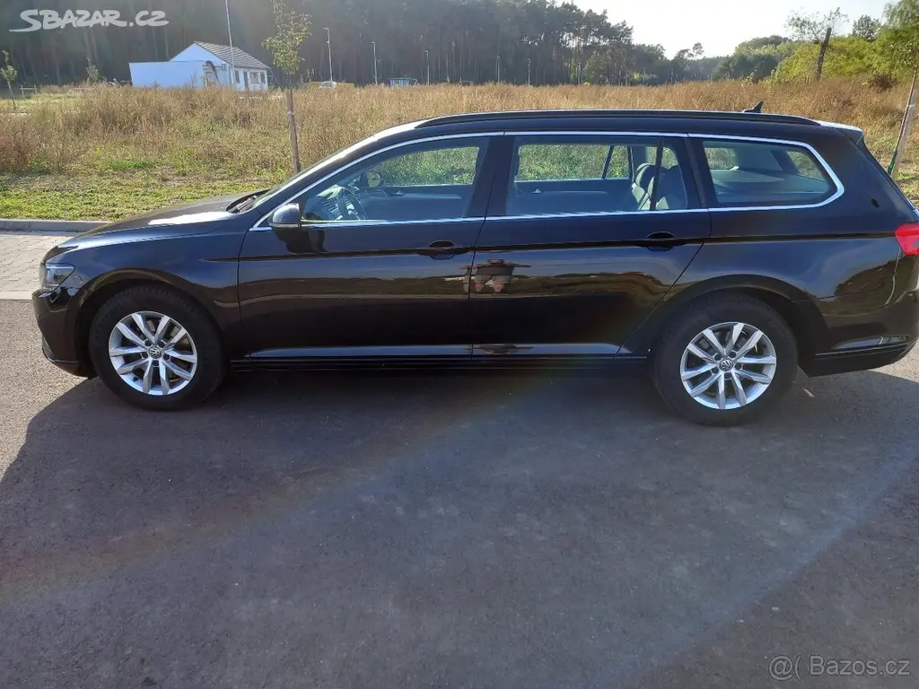 VW PASSAT B8 EVO 2,0TDI-2020-NAVI-LED-ACC-Business - fotka 2