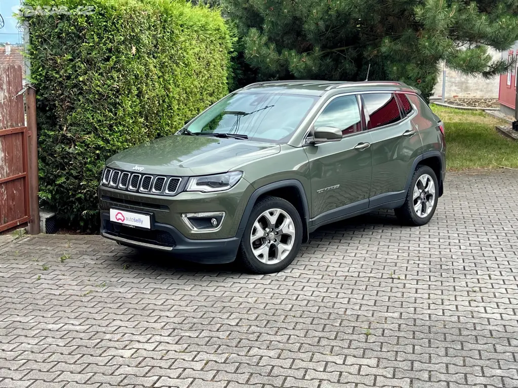 Jeep Compass 1,4 LIMITED / 2019 / manuál / kůže