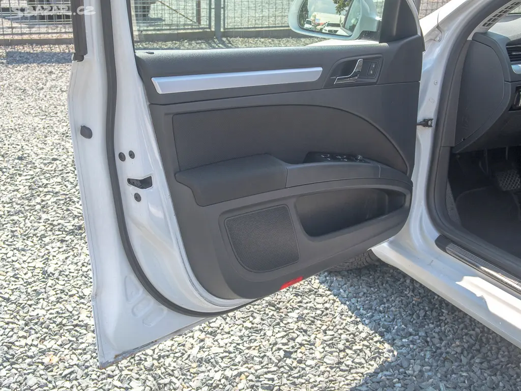 Škoda Superb 2.0TDI 125KW DSG NAVI - fotka 4