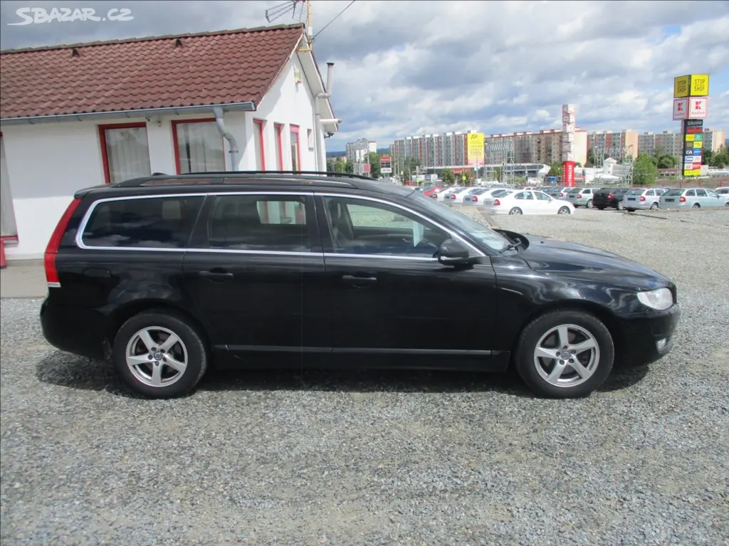 Volvo V70, 2,0 D4, Navigace, digiklima, - fotka 5