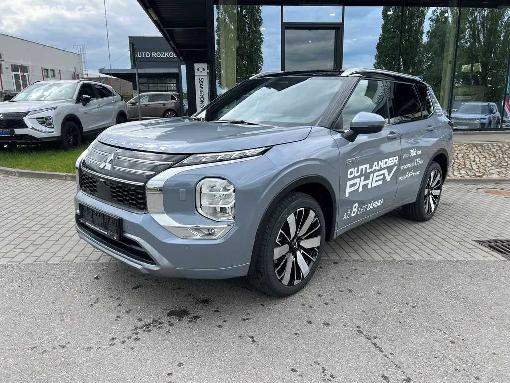 Mitsubishi Outlander, 2.4 PHEV INSTYLE+ 4x4