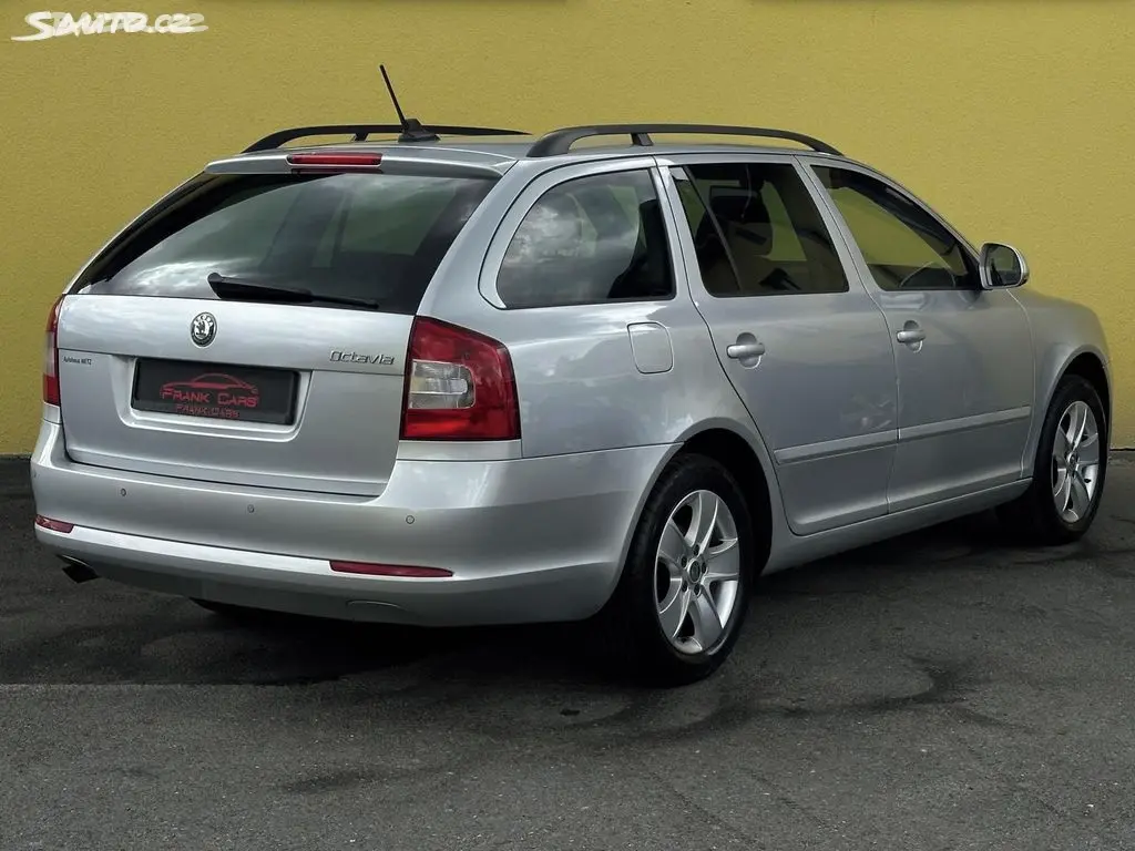 Škoda Octavia Kombi 1.2TSI/77kW 2.Maj r.v. 2013 - fotka 4
