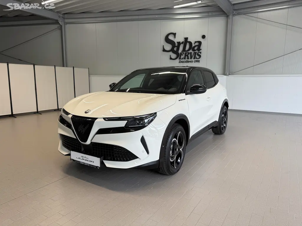 Alfa Romeo Junior, Ibrida Q4 Speciale 1.2 Turbo H