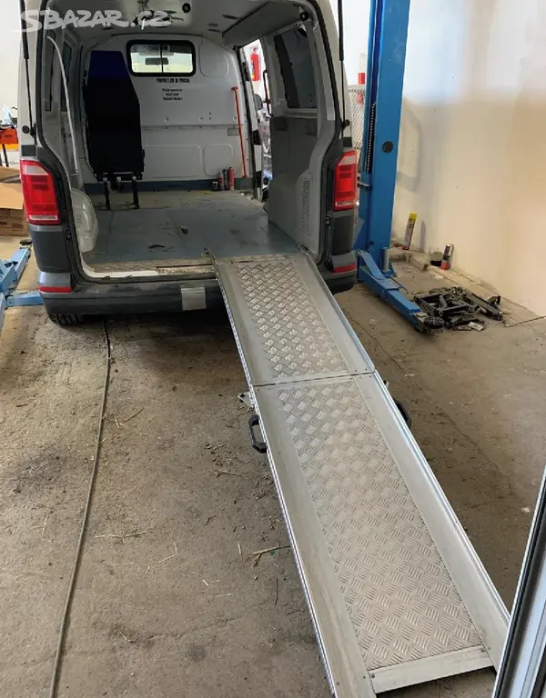 VOLKSWAGEN TRANSPORTER T6/T5