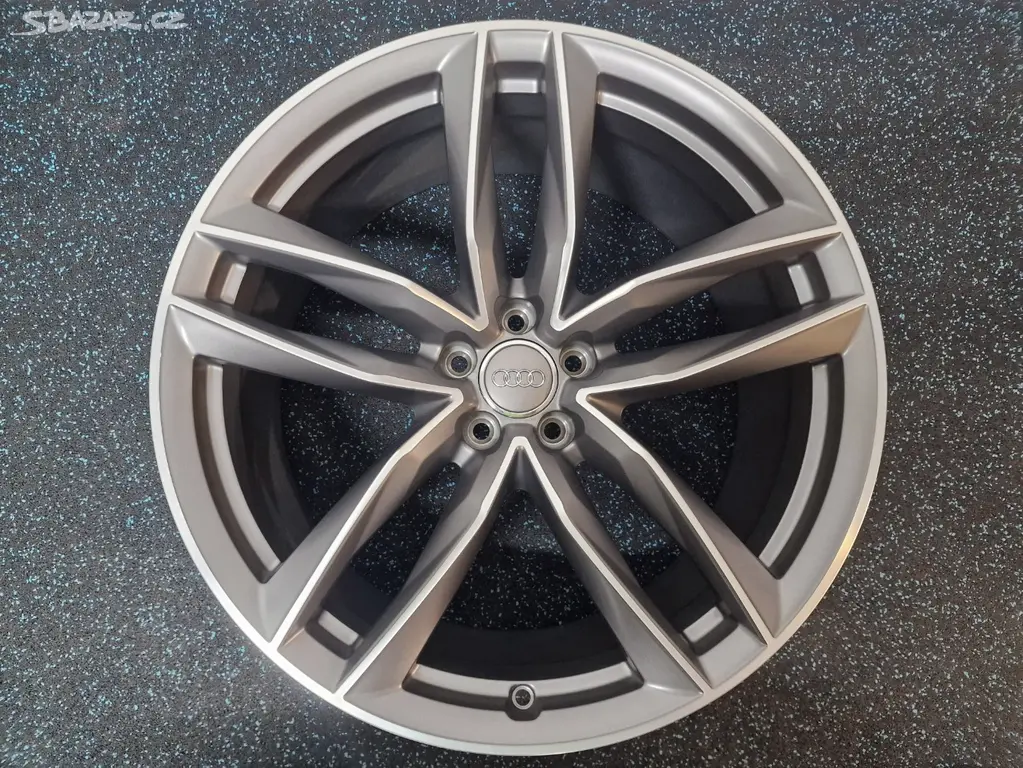 Audi RS6  4G Alu kolo 21 4G0601025CF Originál 1Ks