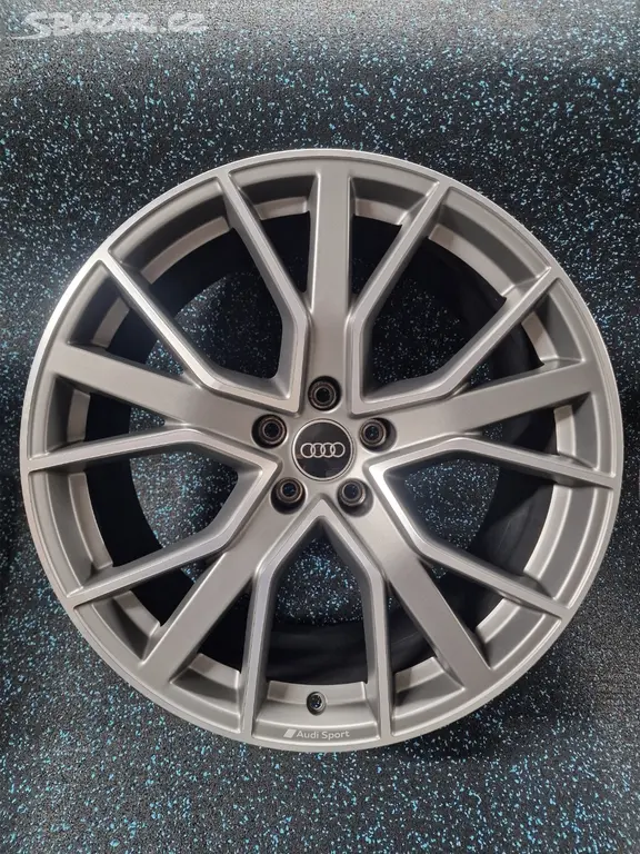 Audi A5 / S5  Alu kolo 20  8W0601025EG  Originál