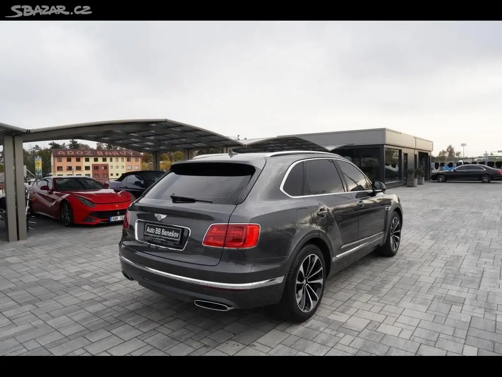 Bentley Bentayga, 6.0 V12 Mulliner, 4WD, ČR, DPH - fotka 6