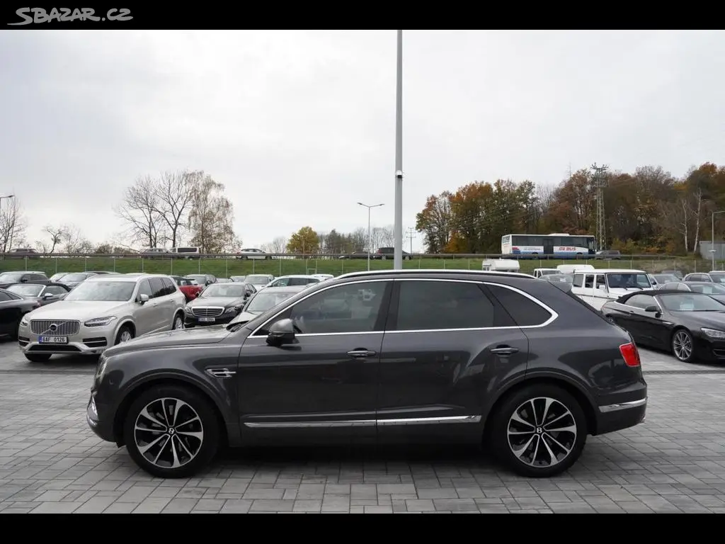Bentley Bentayga, 6.0 V12 Mulliner, 4WD, ČR, DPH - fotka 3