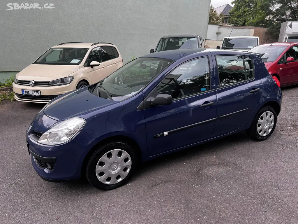 Renault Clio, 1,5 Dci 50 Kw Rok výroby: 10/2006