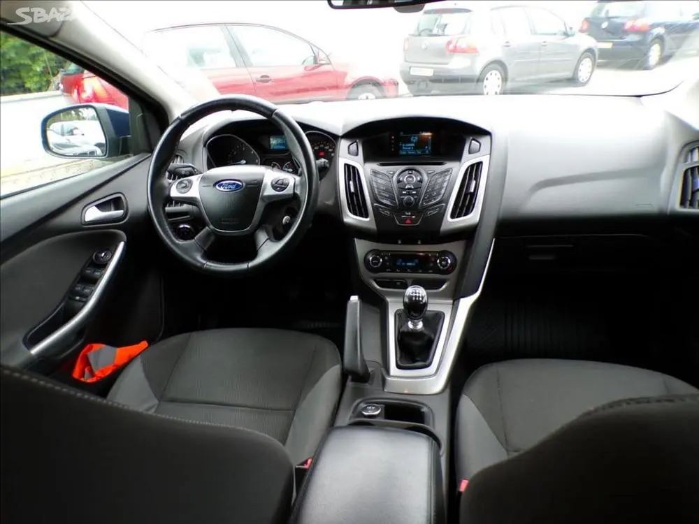 Ford Focus 1,6 TDCi - fotka 6