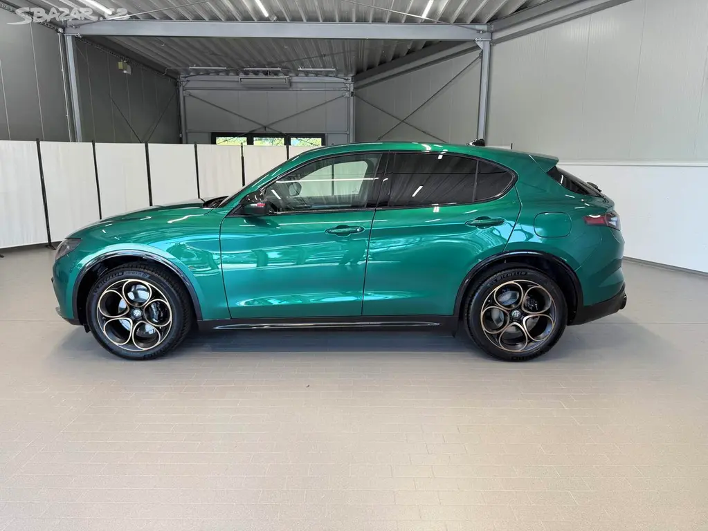 Alfa Romeo Stelvio, 2.0 Turbo 280k Q4 AT8 INTENSA - fotka 2