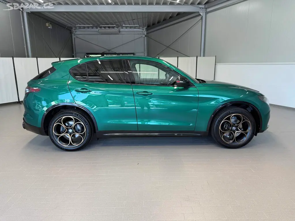 Alfa Romeo Stelvio, 2.0 Turbo 280k Q4 AT8 INTENSA - fotka 5