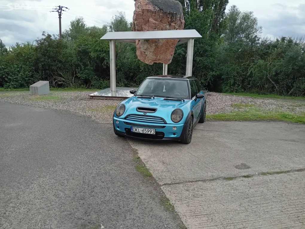Mini Cooper s 1.6 kompresor 120kw rv 2002