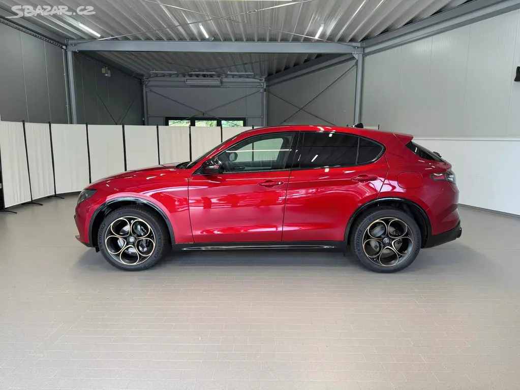 Alfa Romeo Stelvio, 2.0 Turbo 280k Q4 AT8 INTENSA - fotka 2