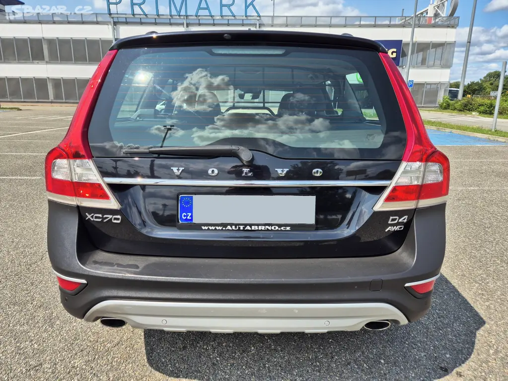 Volvo XC70, 2.4D4 AWD 2015 1MAJ NAVI XENON - fotka 6