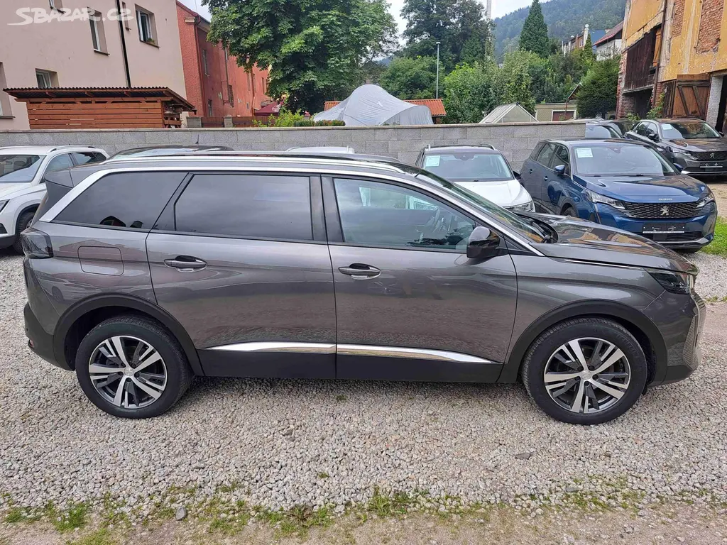 Peugeot 5008, 1,2 PT EAT8 ALLURE kamera NAVI - fotka 2