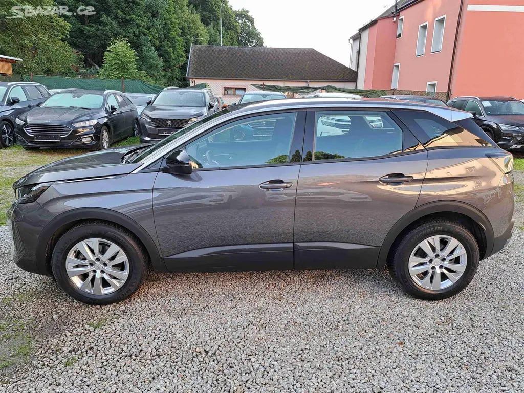 Peugeot 3008, 1,2 PT EAT8 LED 17ALU PDC NAVI - fotka 6