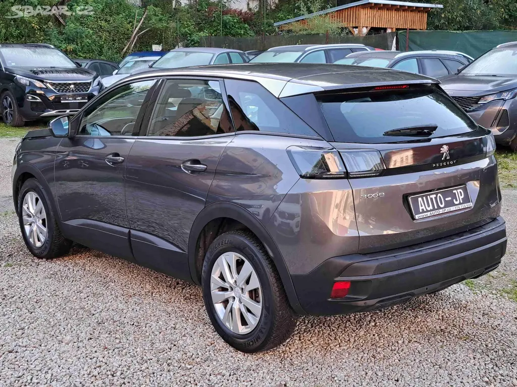 Peugeot 3008, 1,2 PT EAT8 LED 17ALU PDC NAVI - fotka 5