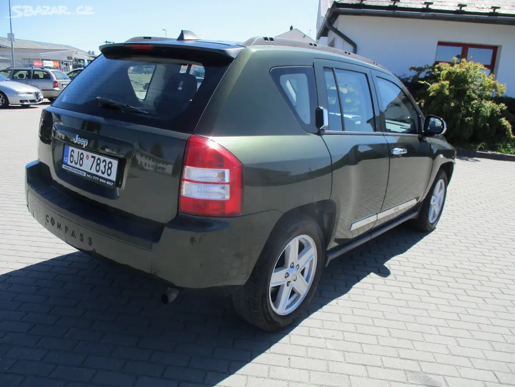 JEEP COMPASS 2,0CRD103kw AWD Limited bez koroze 08 - fotka 4