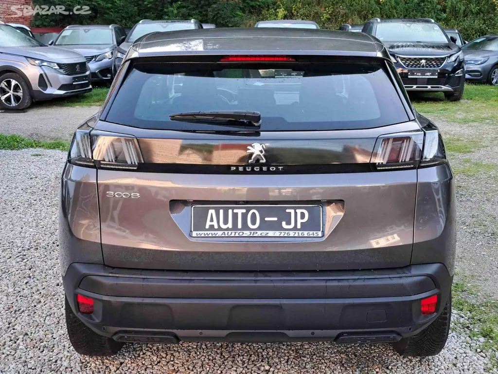 Peugeot 3008, 1,2 PT EAT8 LED 17ALU PDC NAVI - fotka 4