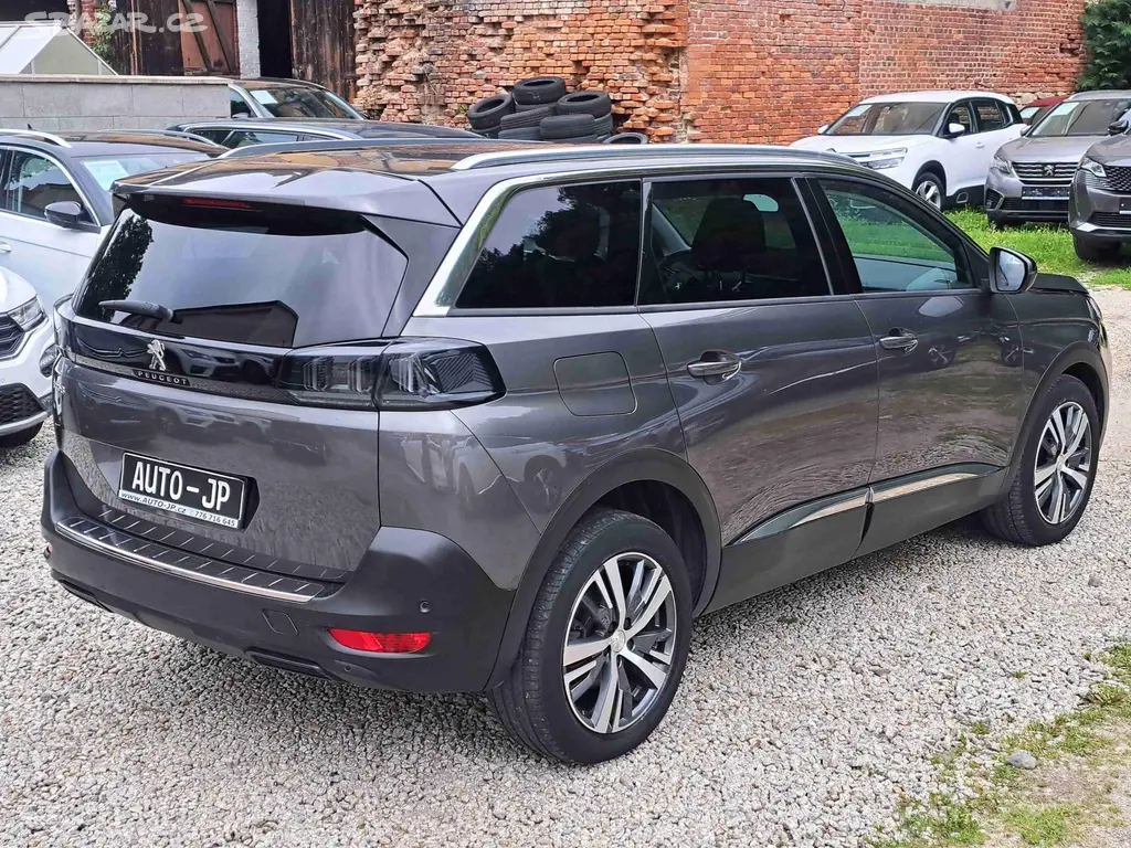 Peugeot 5008, 1,2 PT EAT8 ALLURE kamera NAVI - fotka 3
