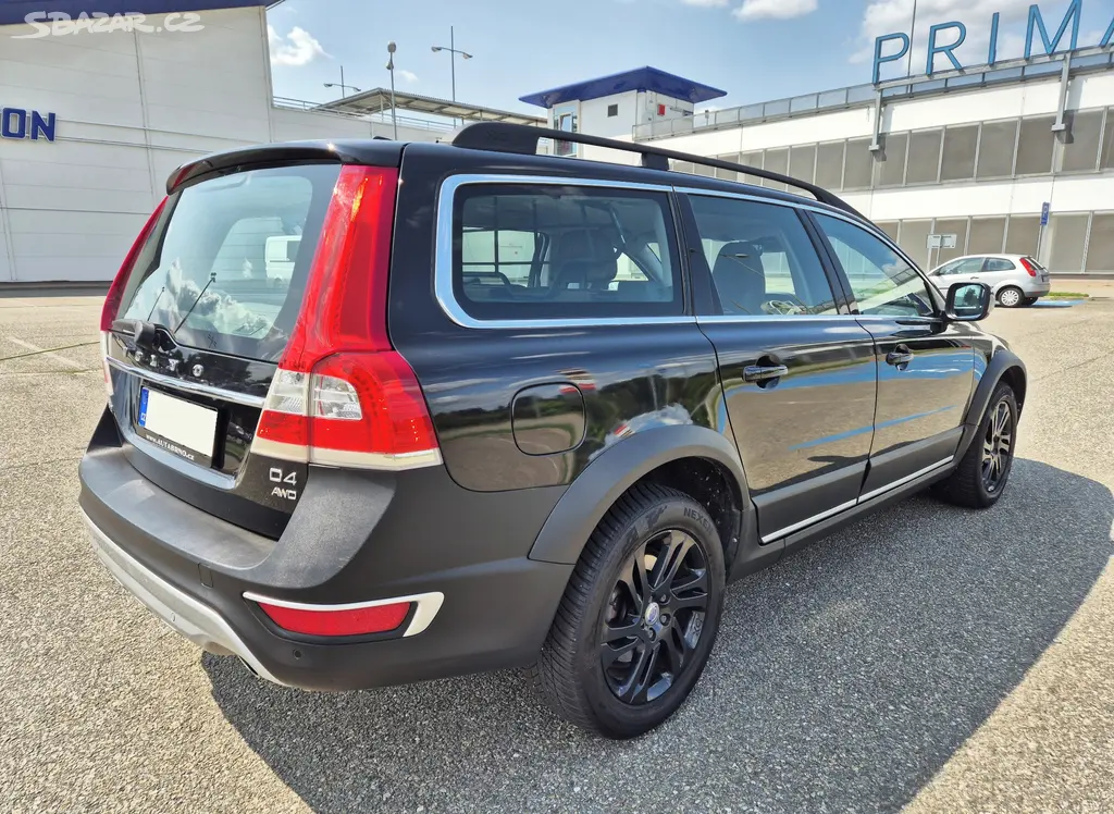 Volvo XC70, 2.4D4 AWD 2015 1MAJ NAVI XENON - fotka 5