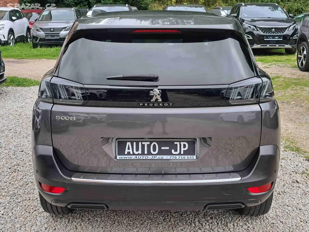 Peugeot 5008, 1,2 PT EAT8 ALLURE kamera NAVI - fotka 4