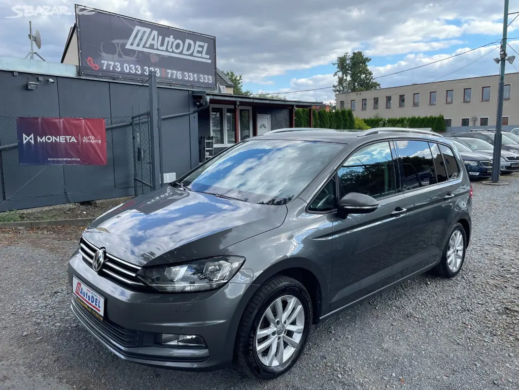 Volkswagen Touran 2.0 TDi Serviska, ALU, Senzory