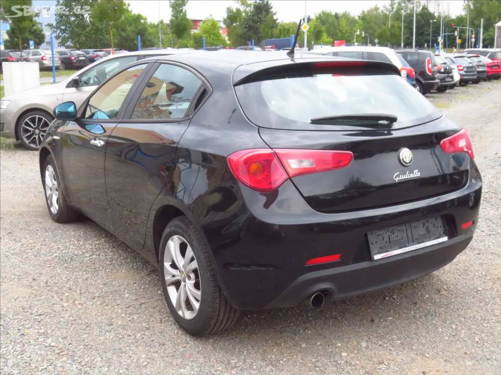 Alfa Romeo Giulietta, 1,4 T-Jet STK 5/2028+rozvody - fotka 4