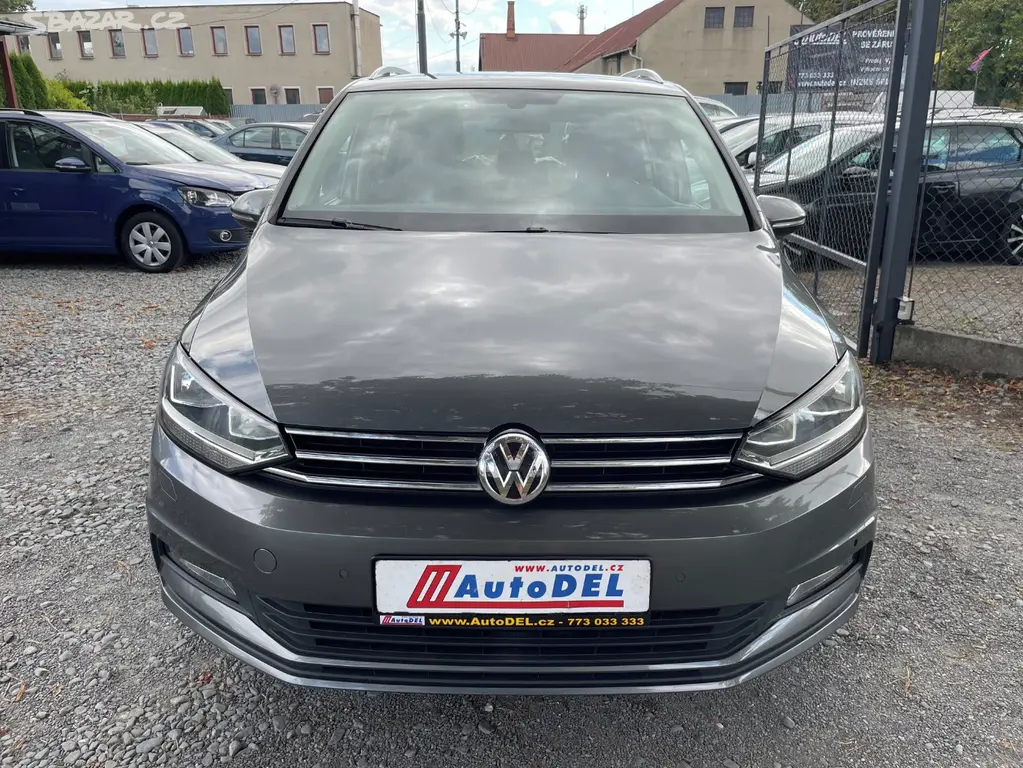 Volkswagen Touran 2.0 TDi Serviska, ALU, Senzory - fotka 6