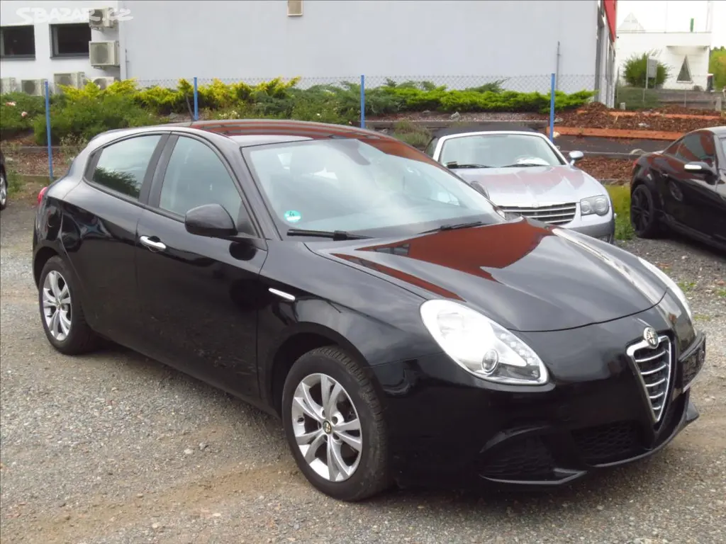 Alfa Romeo Giulietta, 1,4 T-Jet STK 5/2028+rozvody - fotka 2