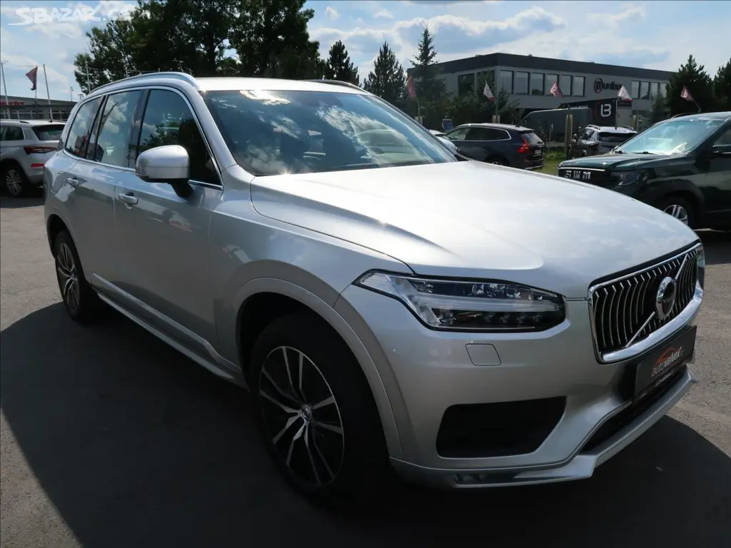Volvo XC90, 2,0 B5,173kW,MomentumPro,1maj - fotka 2