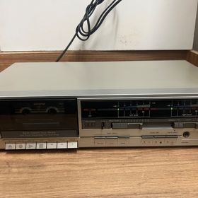 Technics RS-B50 is a stereo cassette deck with Dolby B,C and DBX noise