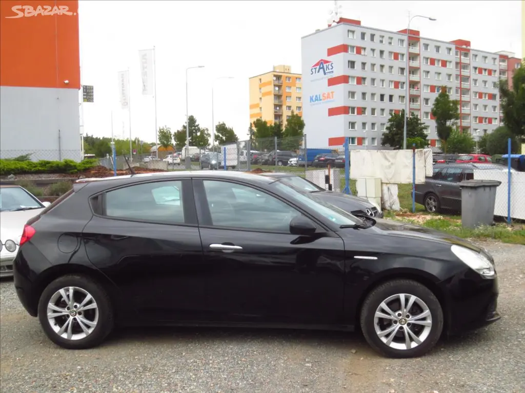 Alfa Romeo Giulietta, 1,4 T-Jet STK 5/2028+rozvody - fotka 6