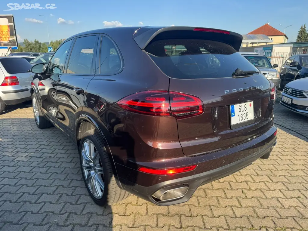 Porsche Cayenne, PLATINUM 4X4 3,6i 220 KW DPH - fotka 3