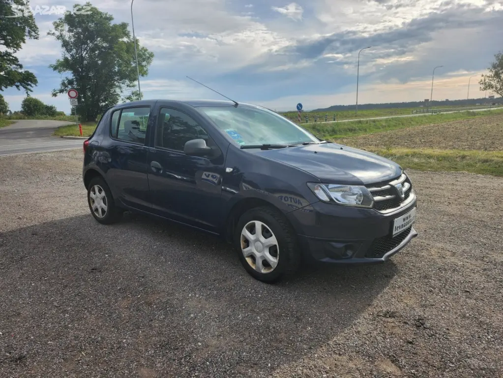 Dacia Sandero 1.2 benzín 2015 - fotka 3