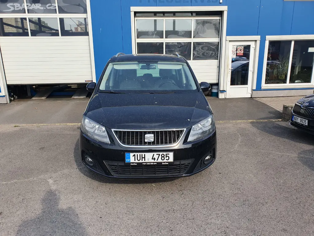 Seat Alhambra 2,0 TDi - 7 míst - DSG - fotka 2
