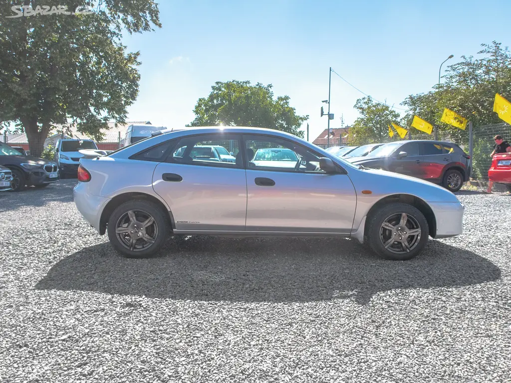 Mazda 323, 1.5i 65KW STAV! - fotka 2