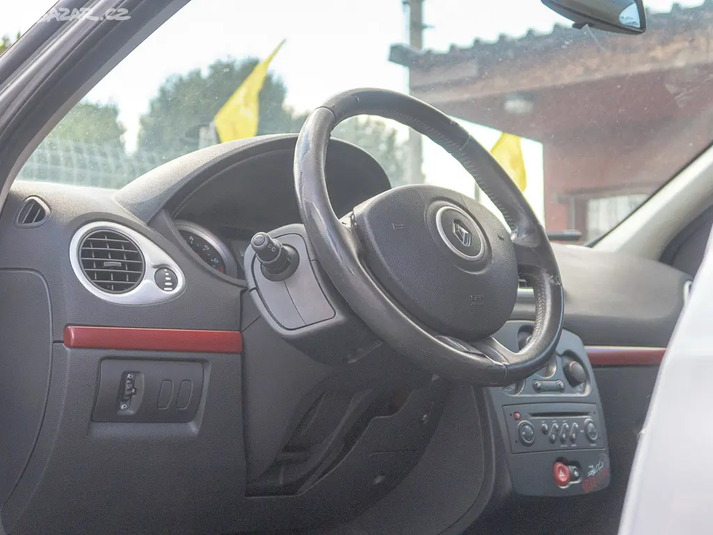 Renault Clio, 1.2T 74KW EDICE RIP CURL! 2007. - fotka 5