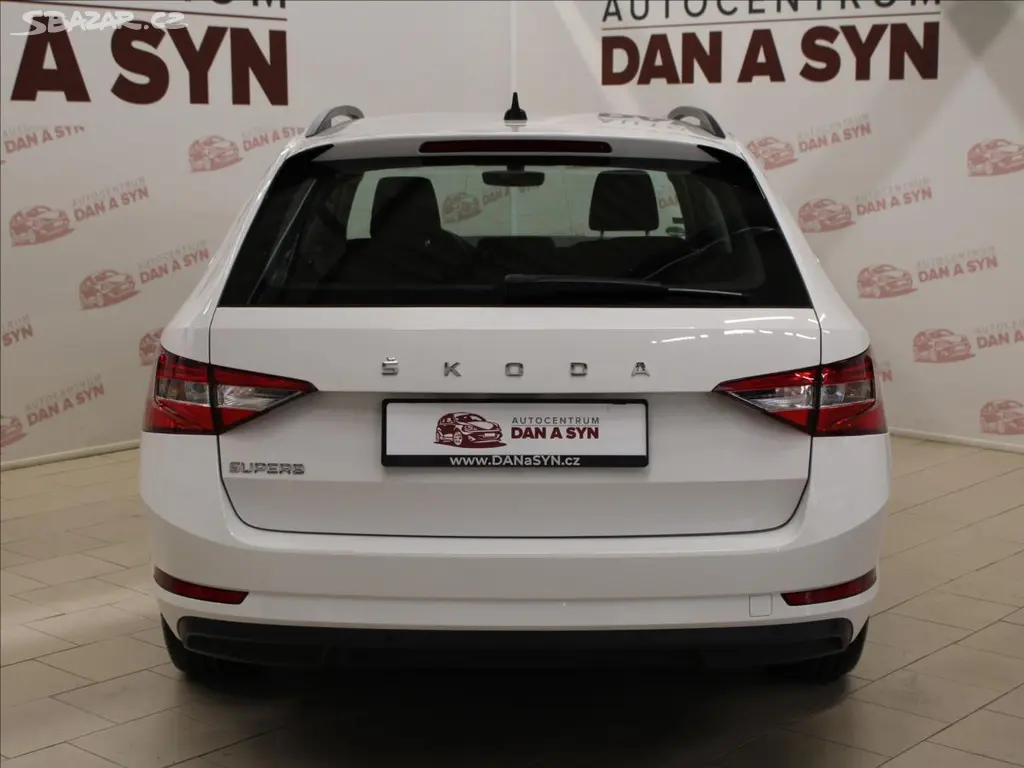 Škoda Superb, 2,0 TDI DSG LED 1.majitel - fotka 5
