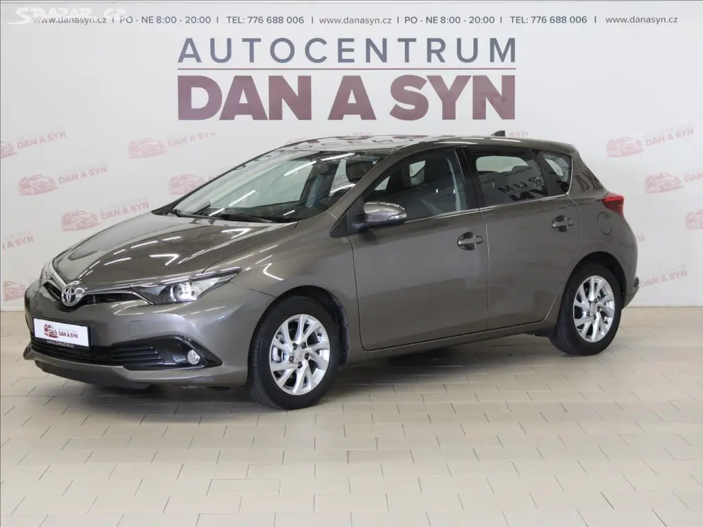 Toyota Auris, 1,2 Turbo NAVI AUT. KLIMA