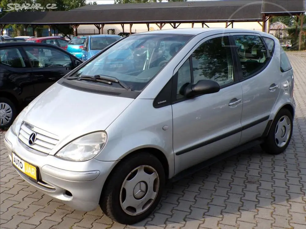 Mercedes-Benz 1,6i AUTOMAT-HNED ODJÍŽDÍTE - fotka 2