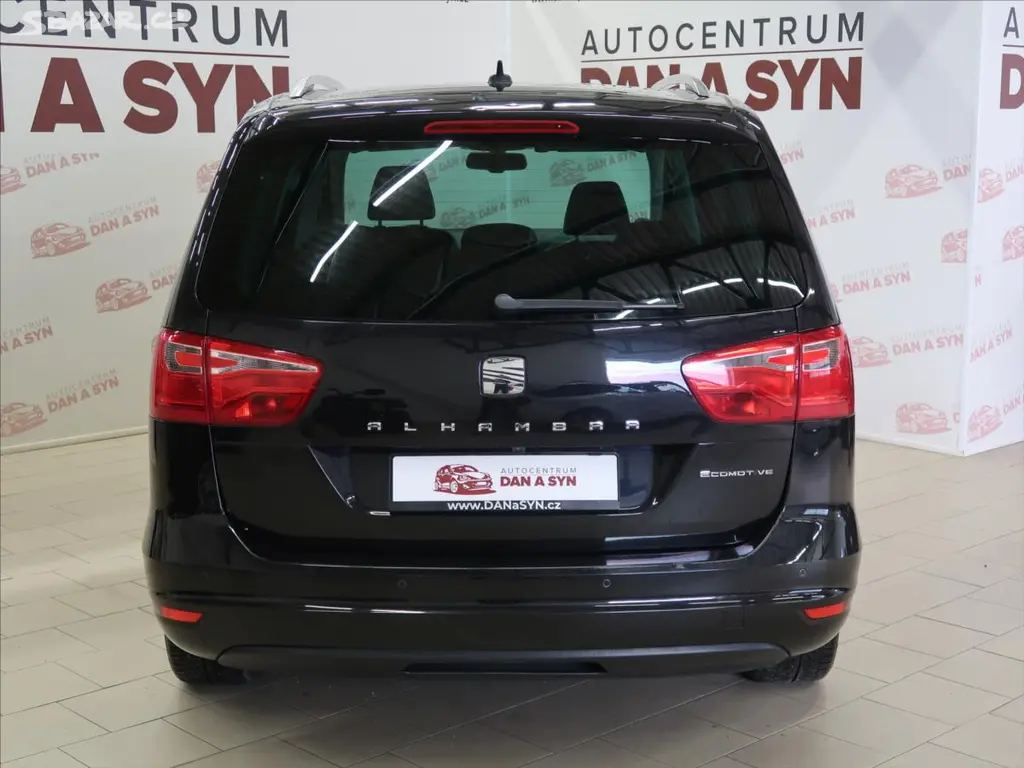 Seat Alhambra, 1,4 TSI DSG Style 1.MAJITEL - fotka 5