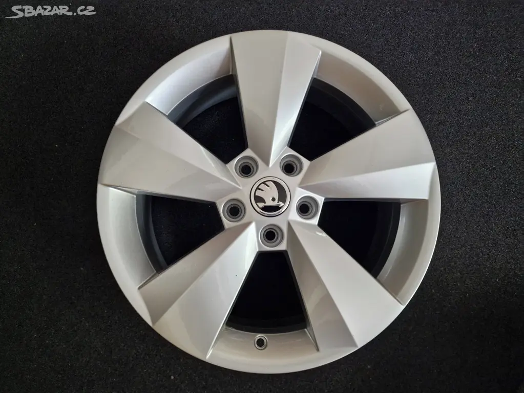 Škoda Kodiaq Alu kolo 17 Nanuq    565601025J