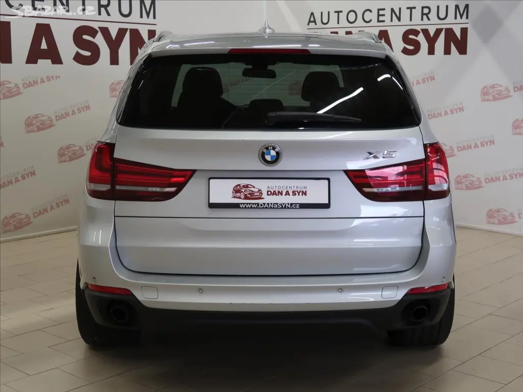 BMW X5, 2,0 xDrive25d Steptronic 7míst - fotka 5