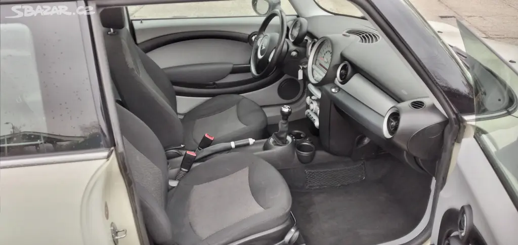 MINI COOPER 1,6L N12 88kw 2009 - fotka 6